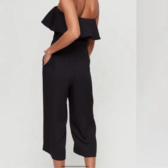 ARITZIA Babaton Black Flutter Jumpsuit Sz 8 Self Tie Belt Resort Party Pretty - Picture 2 of 16